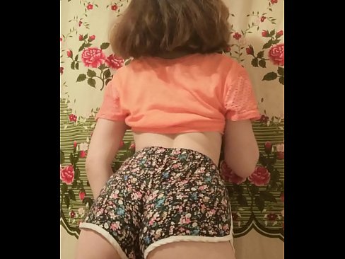 ❤️ Sexy mladá kočka svléká šortky před kamerou. ❤❌ Super sex u cs.sexvideosex.top ❌❤