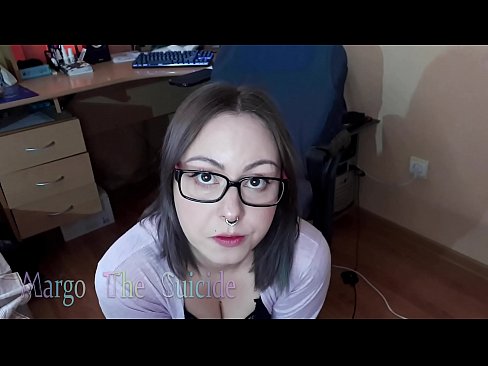 ❤️ Sexy holka s brýlemi kouří dildo hluboko na kameru ❤❌ Super sex u cs.sexvideosex.top ❌❤